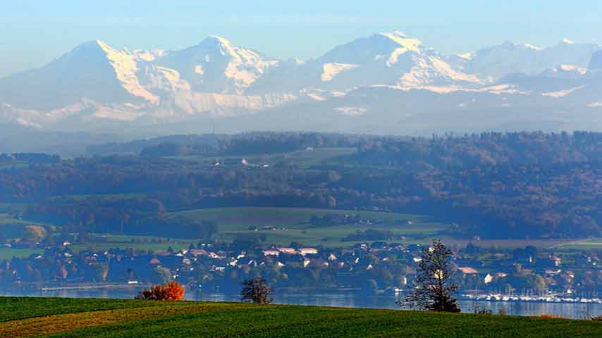 Hymne national suisse (French-English) Swiss anthem